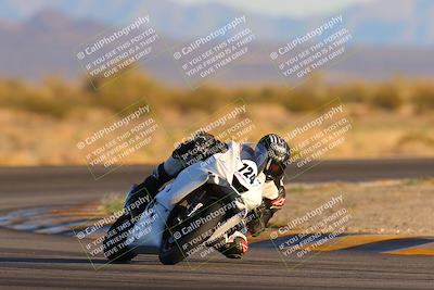 media/Jan-21-2023-CVMA (Sat) [[b9eef8ba1f]]/Race 11 Supersport Open/